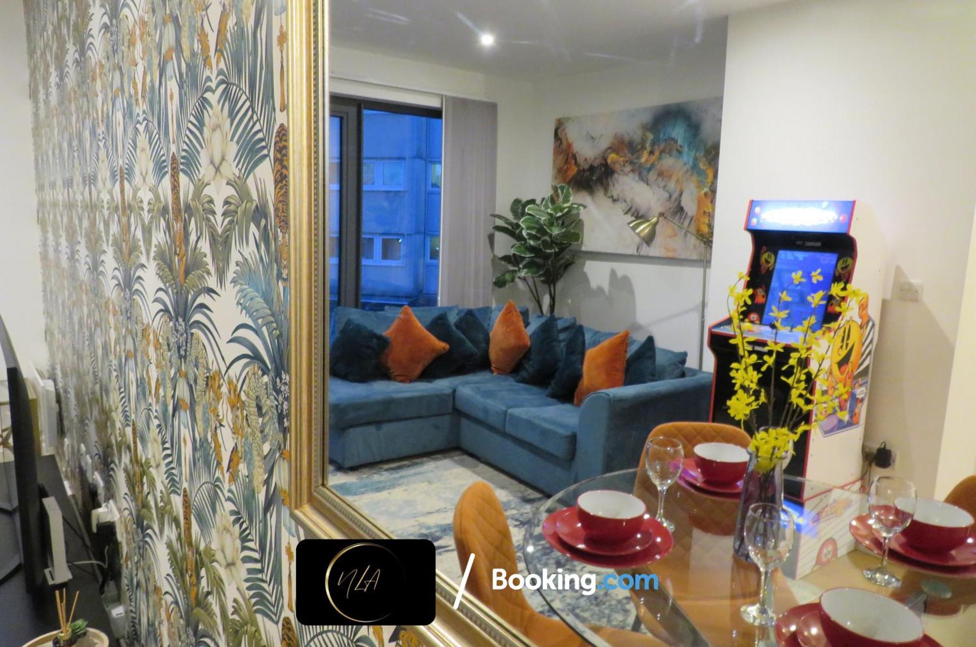 City Centre Apartment With Free Parking, 2 Bathrooms, Netflix And Wifi - Suitable For Contractors And Families - By Noor Luxury Accommodations Birmingam Exterior foto
