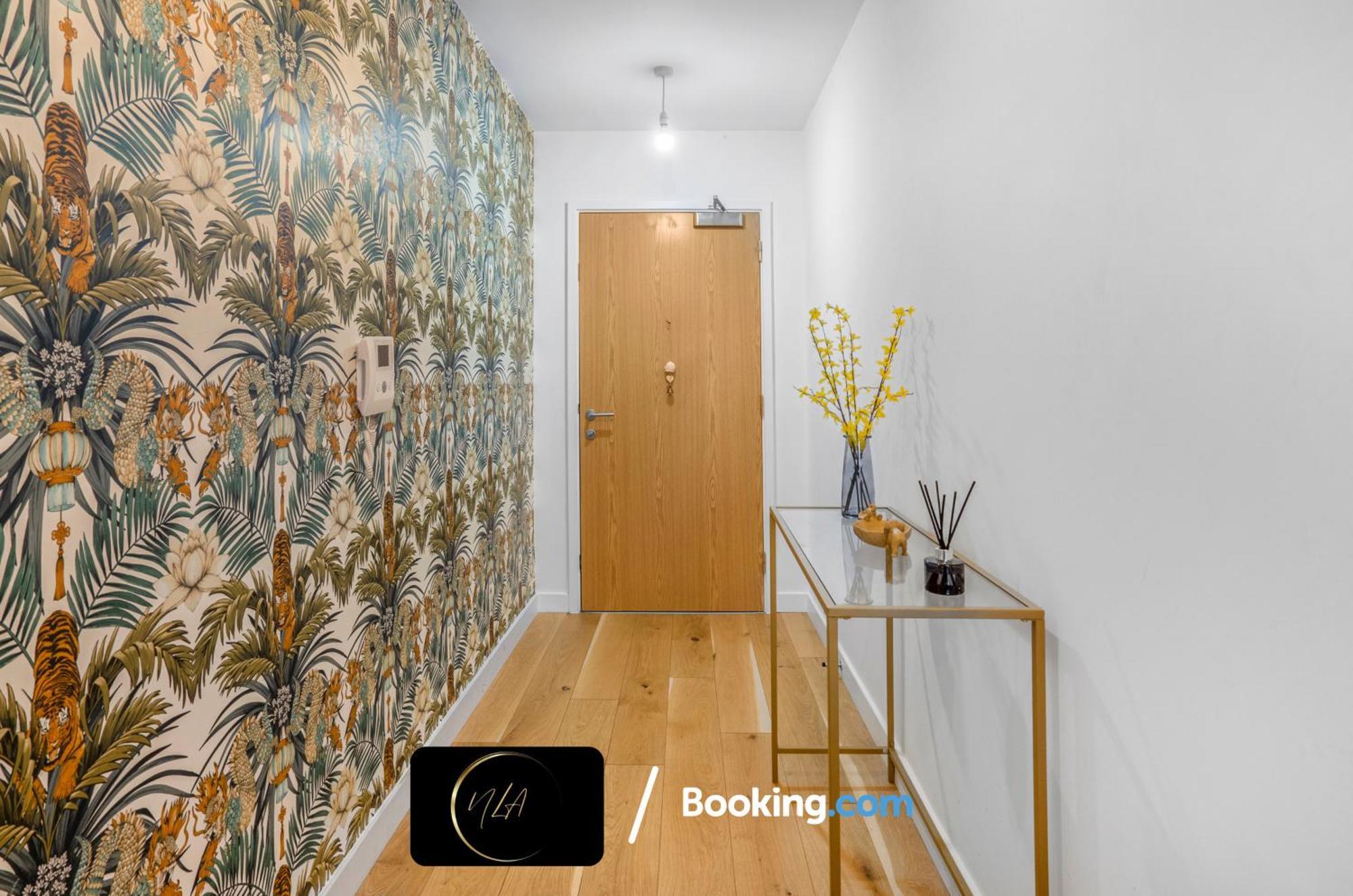 City Centre Apartment With Free Parking, 2 Bathrooms, Netflix And Wifi - Suitable For Contractors And Families - By Noor Luxury Accommodations Birmingam Exterior foto